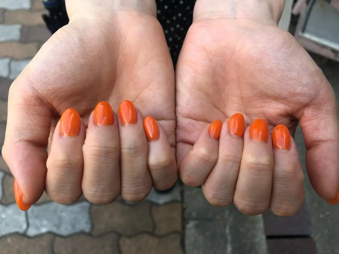 ネイル オレンジ ハンドネイル Nakano Kanaのネイルデザイン