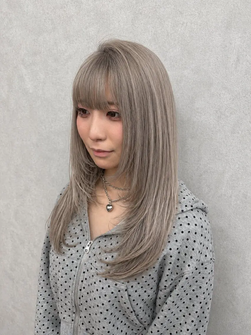 ロング カラー ヘアカラー トリートメント ヘッドスパ 【店長】ブリーチ指名 No.1戸塚優思のヘアスタイル