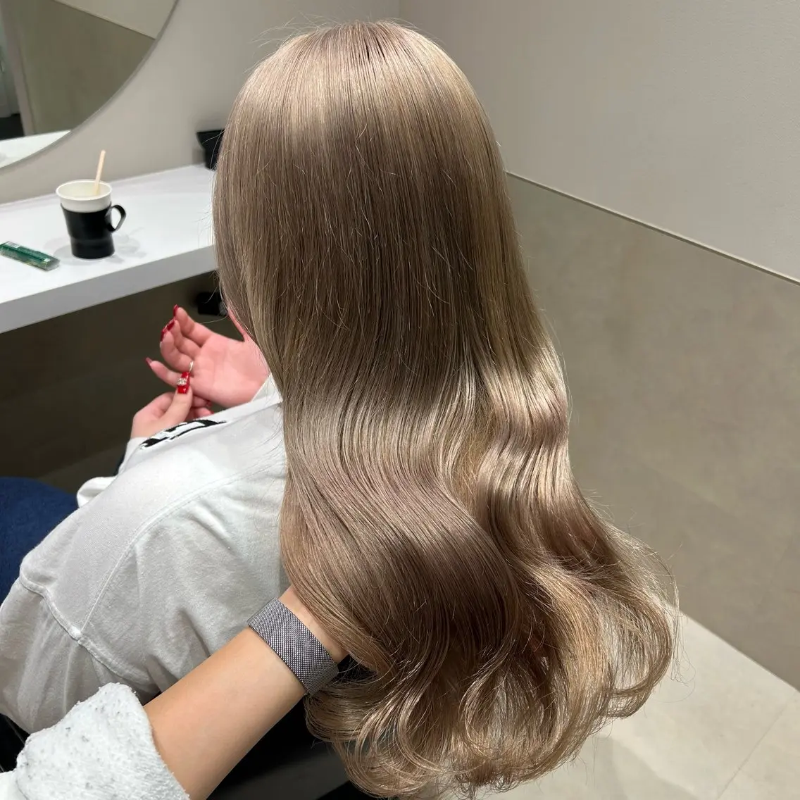 セミロング カラー ヘアアレンジ ヘアカラー トリートメント mai🍑暖色カラー /レイヤー💖のヘアスタイル