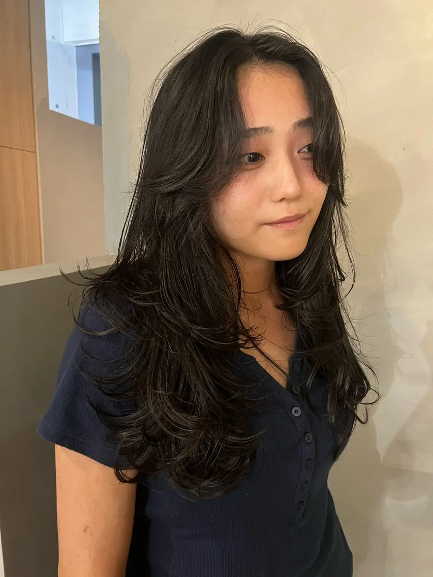 ロング レイヤーカット ロング 小川 実夢のヘアスタイル