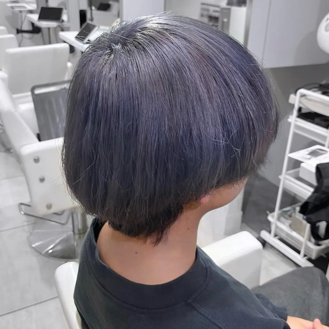 ショート カラー ヘアカラー ハイトーン×推し カラー💫Miyuのヘアスタイル