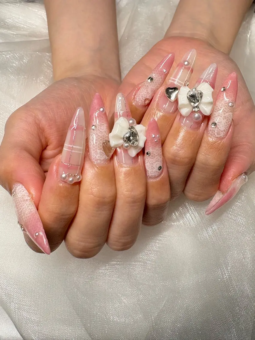 ネイル アートネイル ハンドネイル N. bebeのネイルデザイン