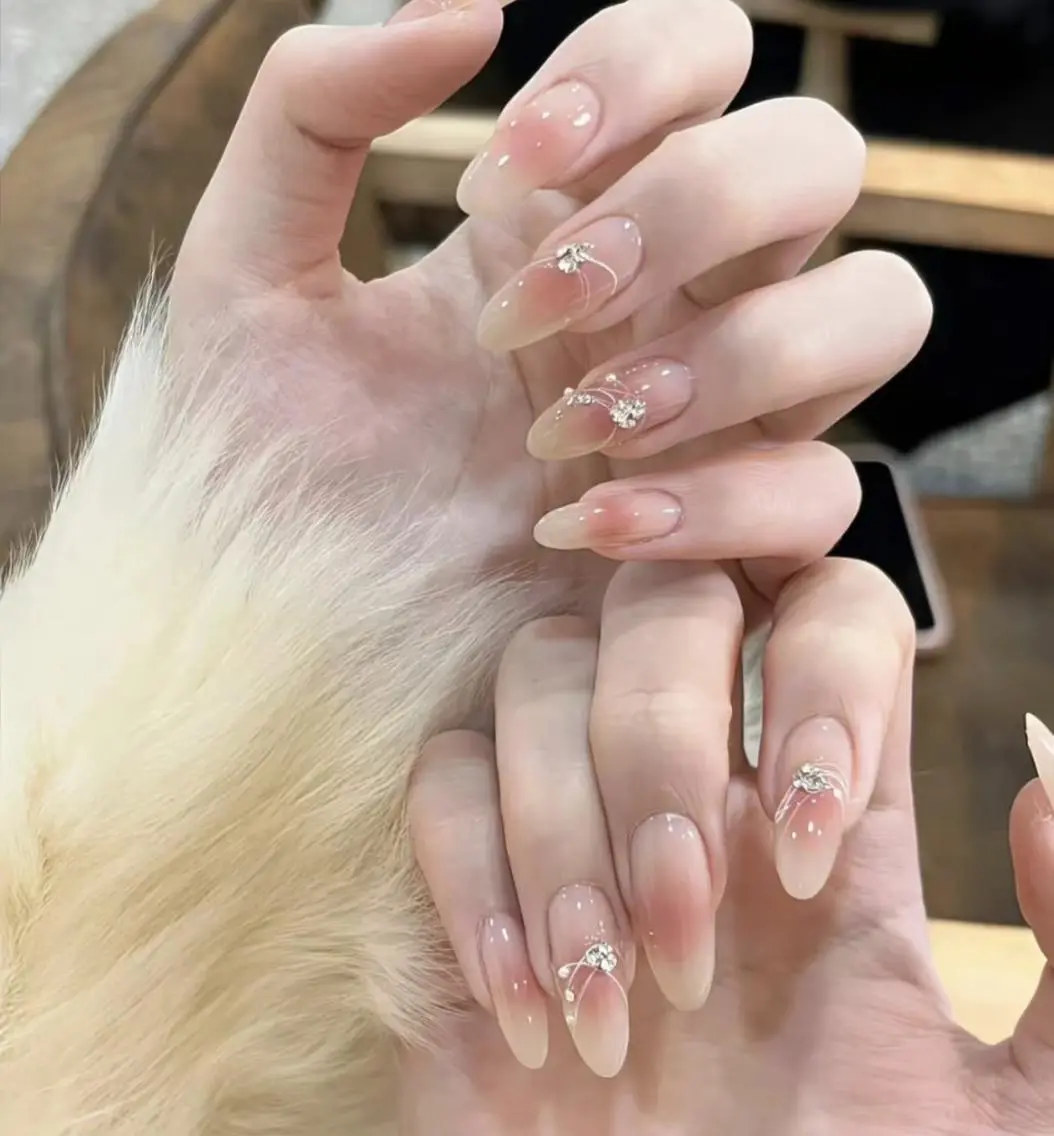 ネイル ハンドネイル 🎀 NaNa_nailのネイルデザイン