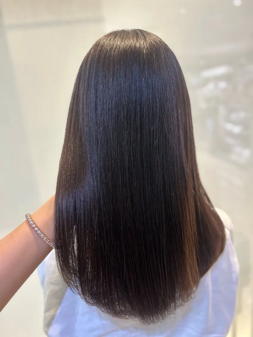 セミロング カラー カット ヘアカラー トリートメント 縮毛矯正/髪質改善/ 艶髪ササキナツミのヘアスタイル