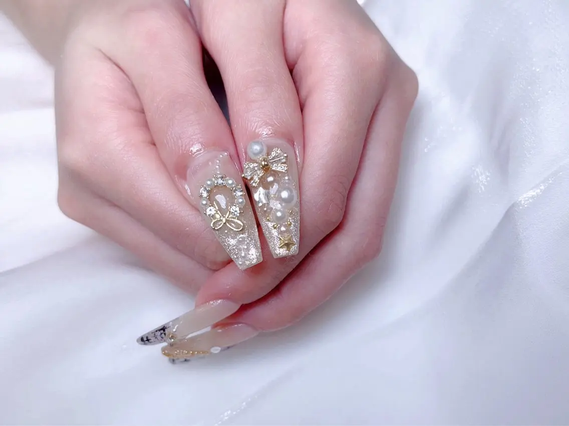 ネイル M🌷nail 長さだし専門店のネイルデザイン