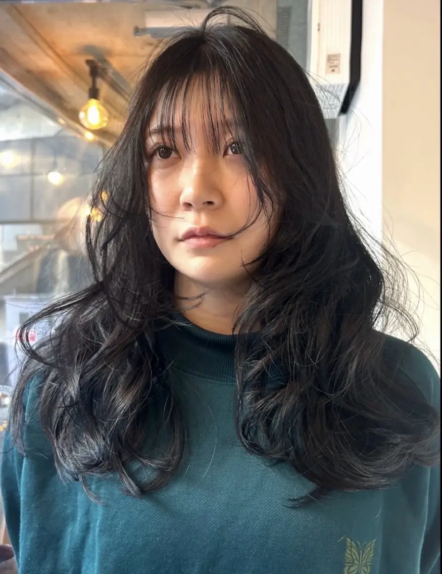 ロング カラー 透明感カラー ヘアカラー トリートメント momona english okのヘアスタイル