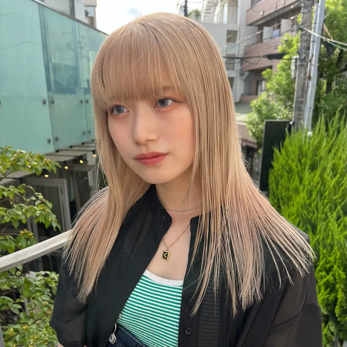ロング カラー ベージュカラー ホワイトベージュ ヘアカラー トリートメント ボブハイトーン🦖 デザインMAMIのヘアスタイル