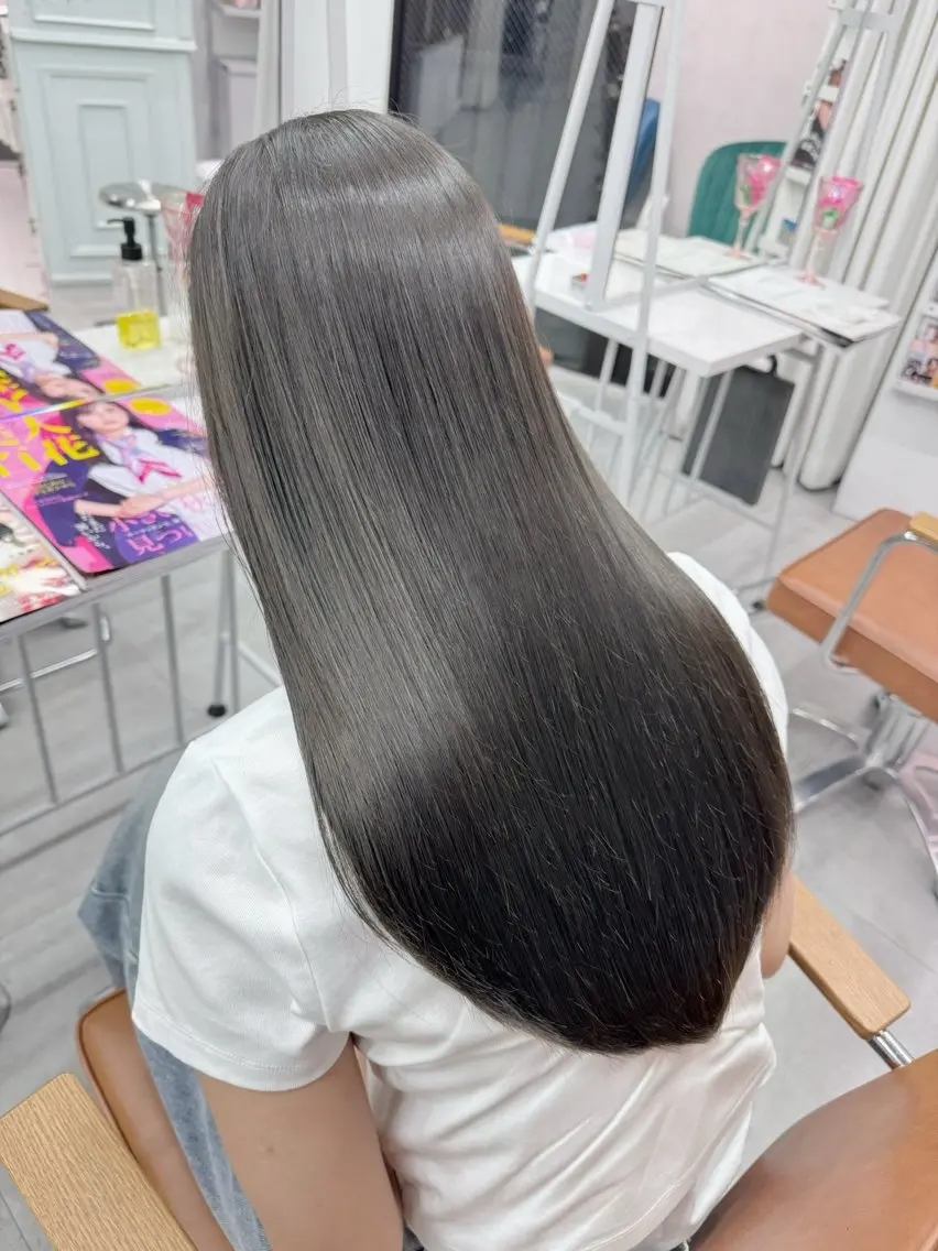ロング 菅原 絆のヘアスタイル