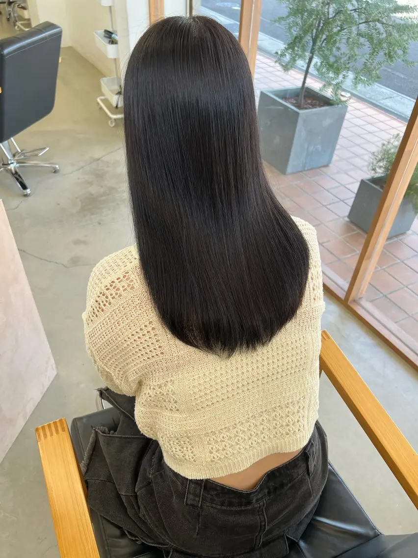 ロング 髪質改善 トリートメント カット ヘアカラー トリートメント vince. moekoのヘアスタイル