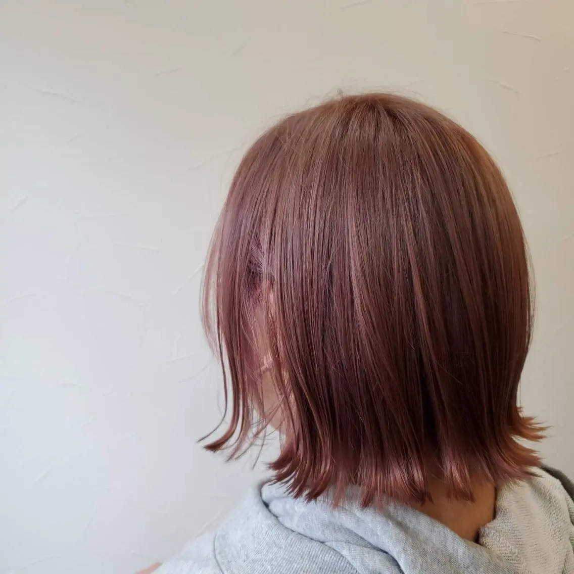 ミディアム カラー 佐藤 怜央のヘアスタイル