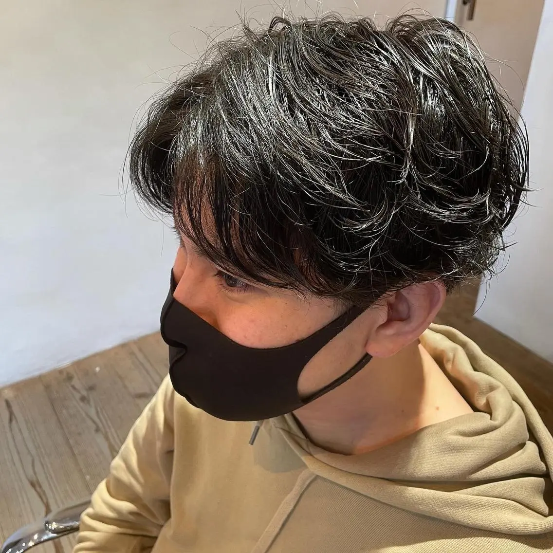 ショート パーマ ヘアアレンジ メンズ カット パーマ 鴫原 亜弥のヘアスタイル