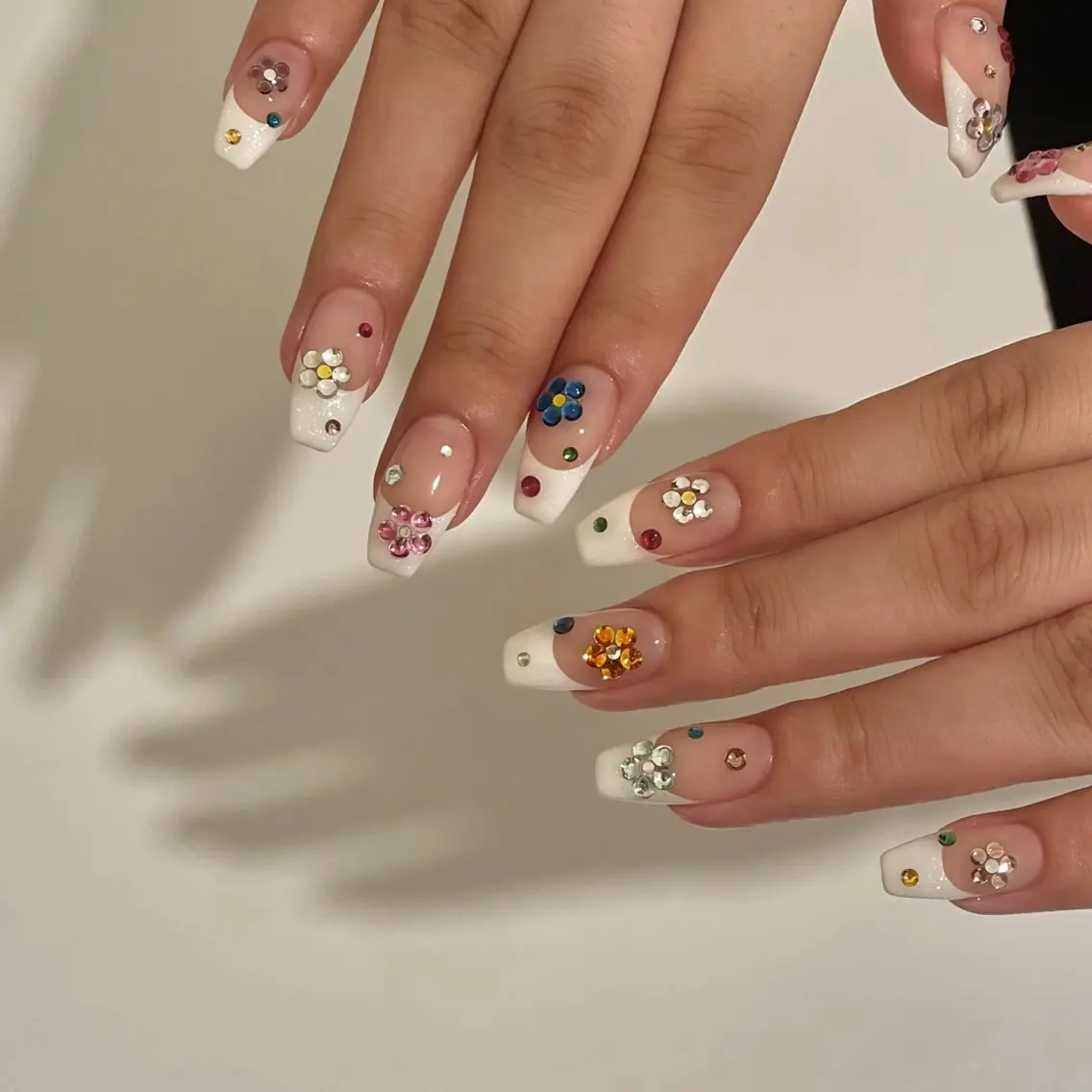 ネイル ハンドネイル ハンドケア m-nail 🌙minamiのネイルデザイン