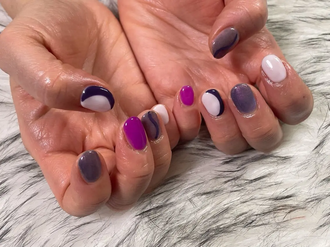 ネイル オーロラネイル フットネイル フレンチネイル ジェルネイル 韓国ネイル ハンドネイル kiki nail &brow二子玉川のネイルデザイン