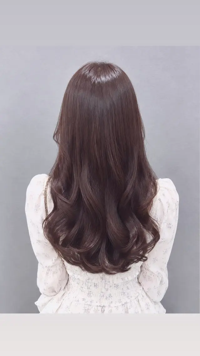 ロング カラー ヘアカラー トリートメント girly上品ヘア 🎀／ベージュikuのヘアスタイル