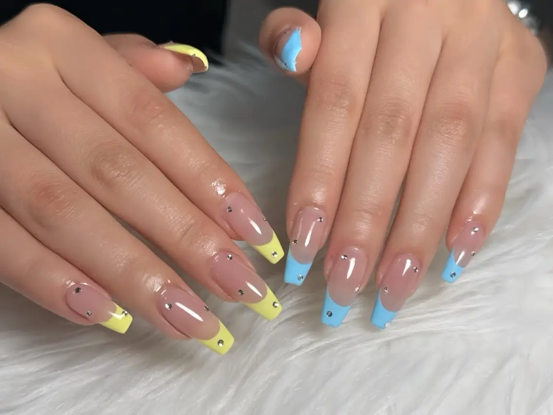 ネイル アートネイル フレンチネイル ジェルネイル 韓国ネイル ミラーネイル ハンドネイル Rin Nail 新大久保店のネイルデザイン