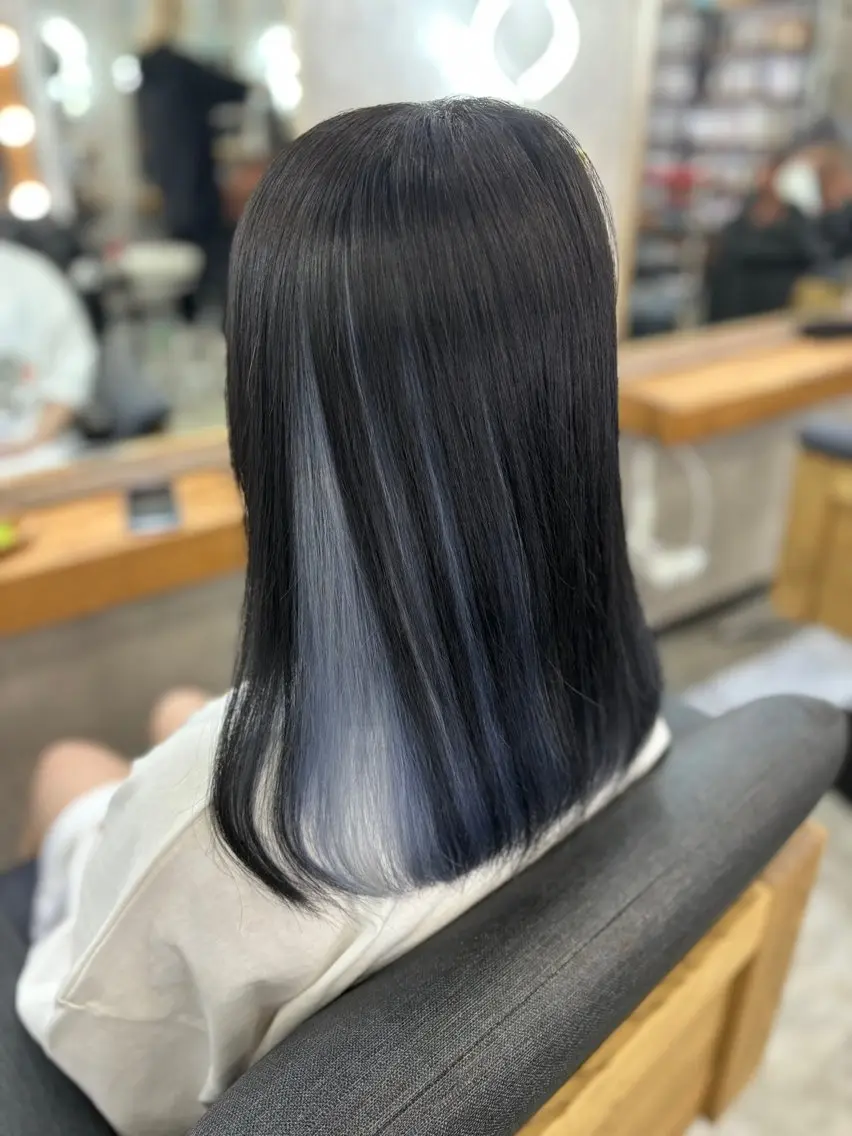 ミディアム カラー ブリーチ ヘアカラー 🦋 SHION 🦋のヘアスタイル