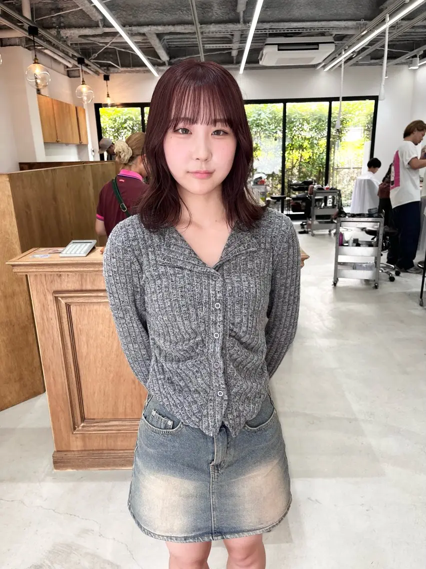 ミディアム カラー ヘアアレンジ ブリーチ ダブルカラー ブリーチなしカラー ena/ブリーチなし 透明感・レイヤー🎀のヘアスタイル