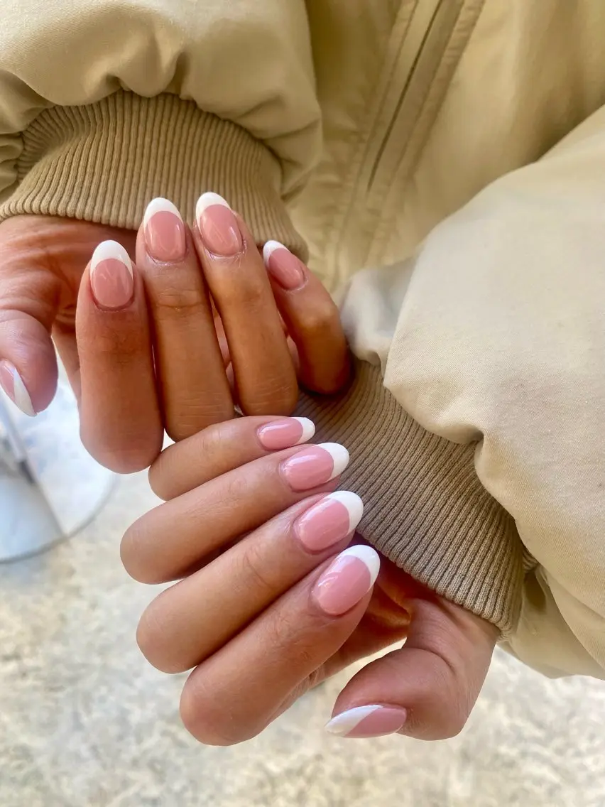 ネイル フレンチネイル maa kasi ⭐︎Makiのネイルデザイン