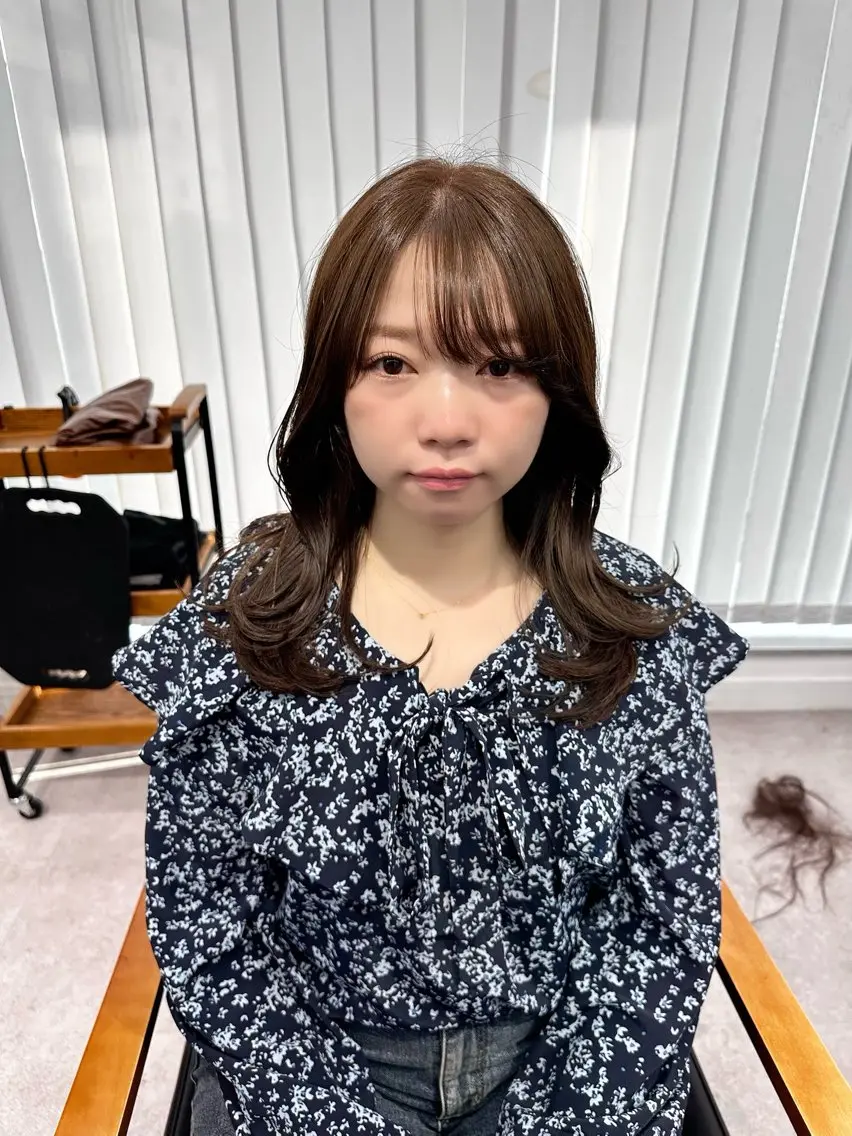 セミロング カラー パーマ ヘアアレンジ メンズ キッズ レイヤーカット/ 巻ける縮毛矯正のヘアスタイル