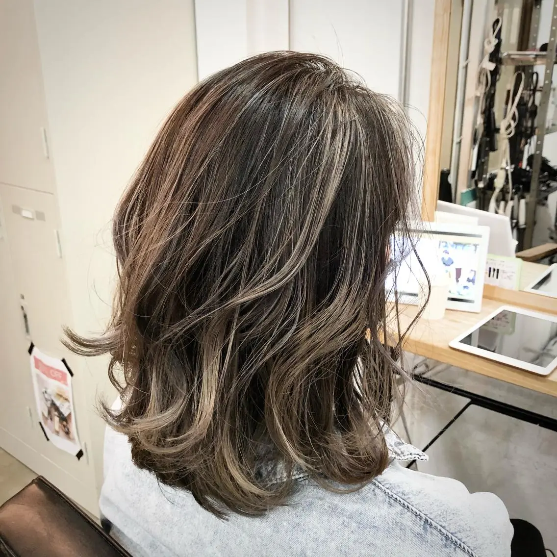 ミディアム share by wealstarのヘアスタイル