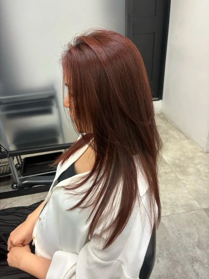 ロング カラー ブリーチ ブリーチなしカラー レイヤーカット カット ヘアカラー トリートメント 池袋 半個室 大人女性ヘアのヘアスタイル