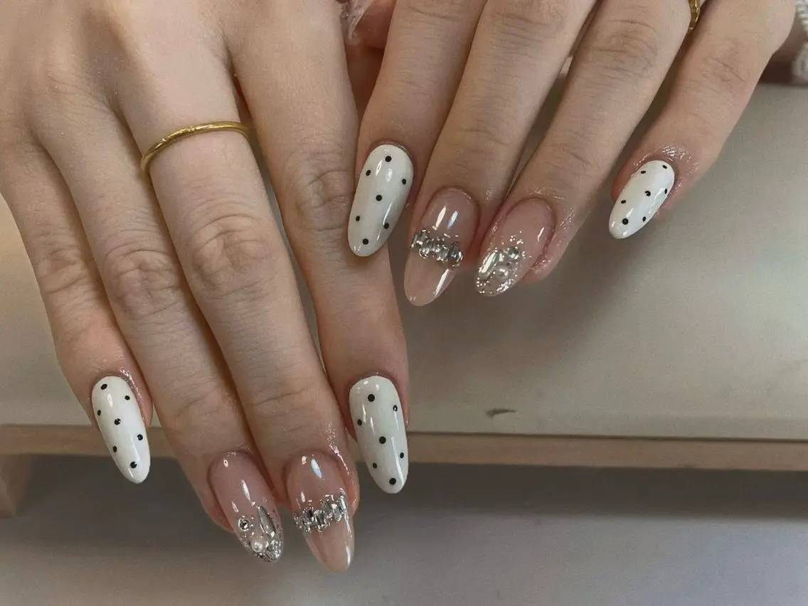 ネイル Lena Sakai nailのネイルデザイン
