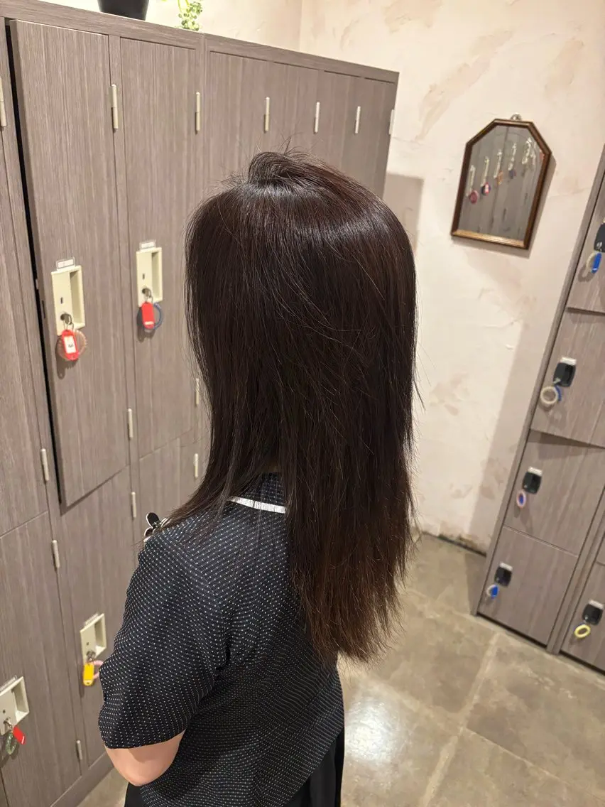 ロング ヘアカラー 岩川 陽香のヘアスタイル