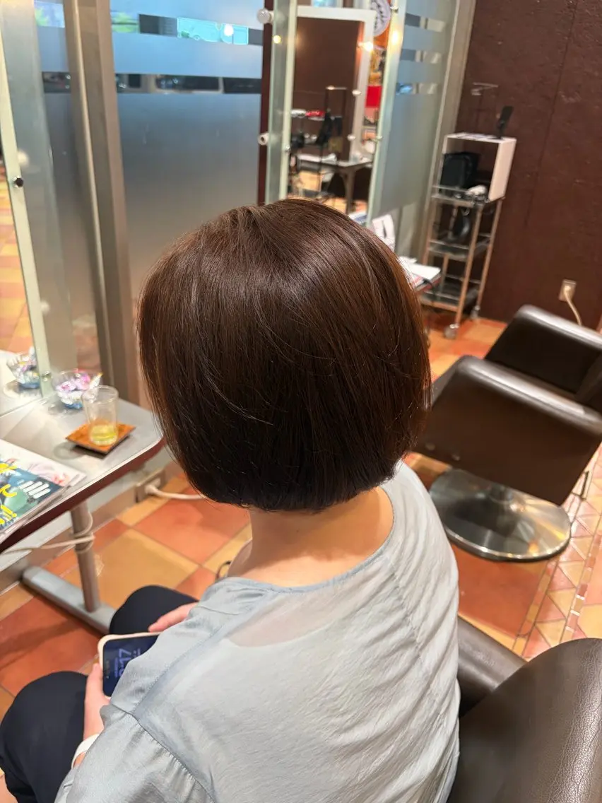 ショート カラー 長谷川 賢治のヘアスタイル