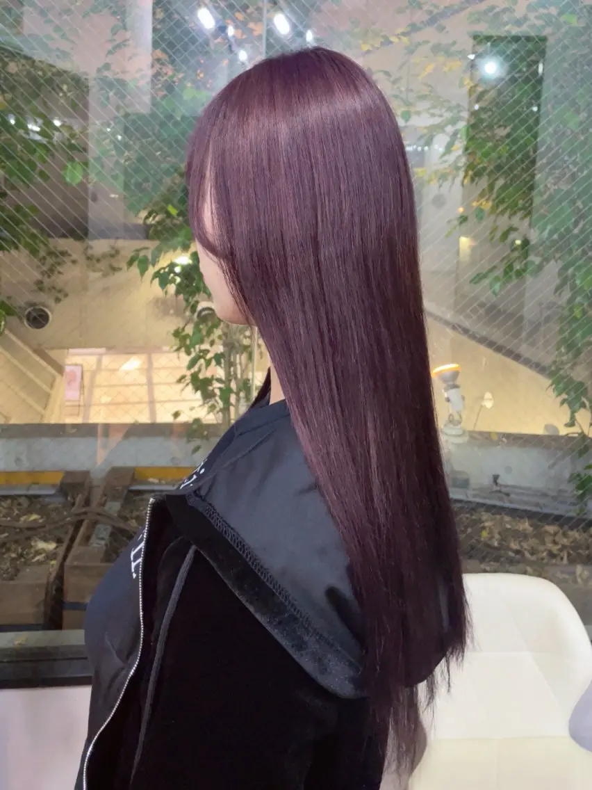 ロング カラー ブラウンカラー ラベンダーカラー ヘアカラー トリートメント 🩵ハイトーン/ レイヤーYUZU🩵のヘアスタイル
