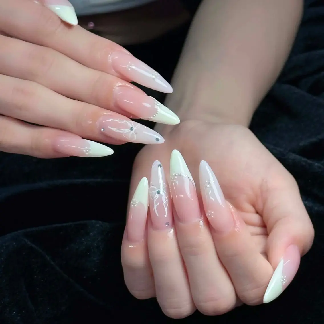 ネイル ハンドネイル Mika Nails 心斎橋のネイルデザイン