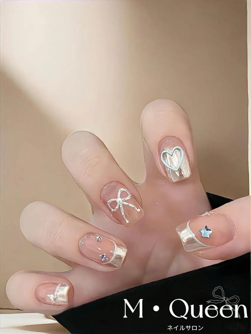 ネイル ハンドネイル MQueen ネイルサロンマルのネイルデザイン