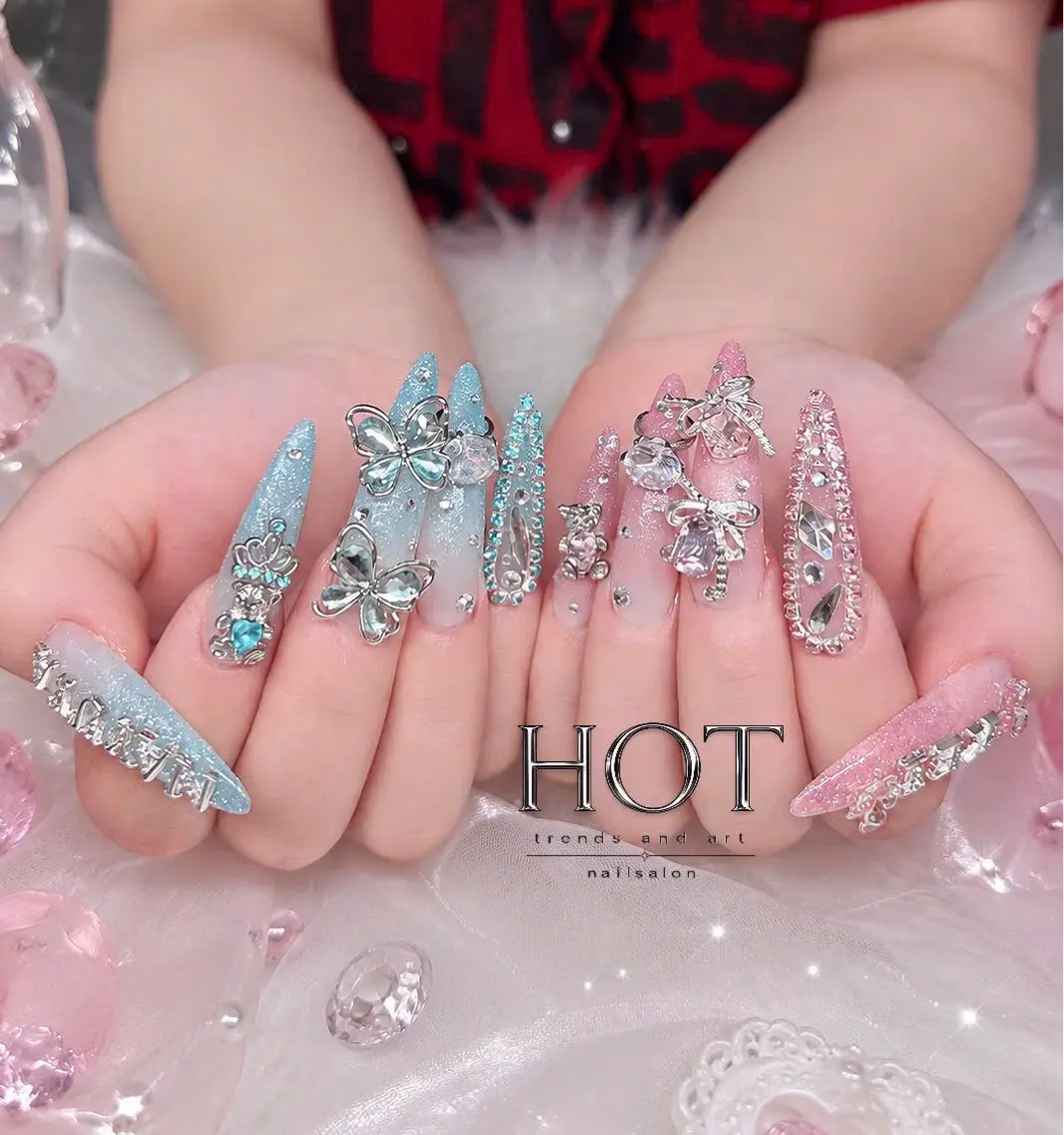 ネイル アートネイル オーロラネイル クリアネイル 長さ出し フレンチネイル ハンドネイル HOT Nail Salonのネイルデザイン