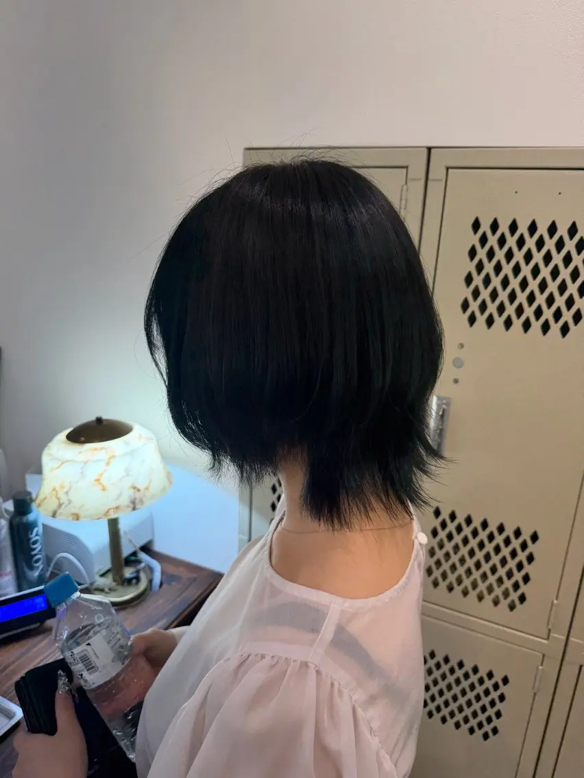 ショート カラー benji amiのヘアスタイル