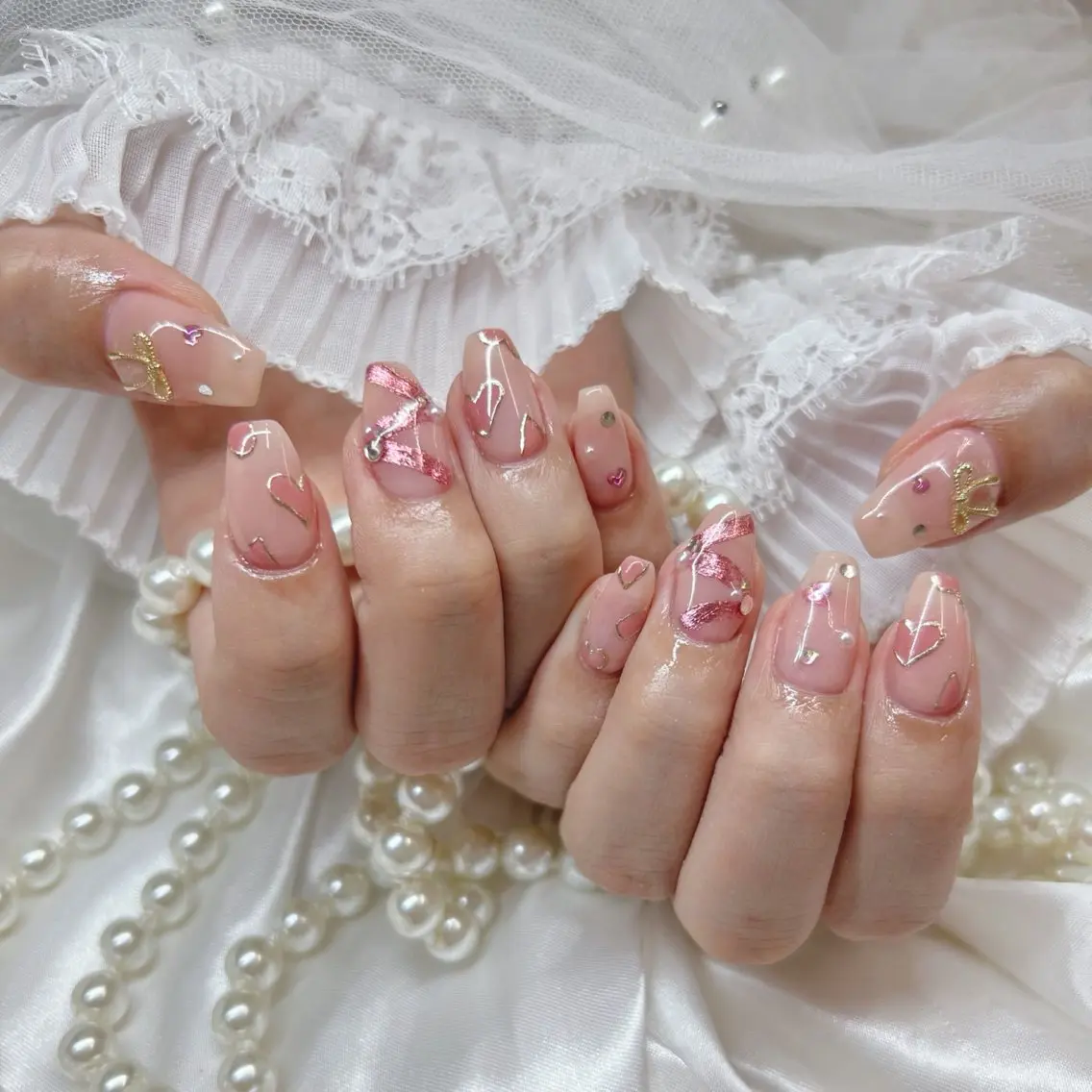 ミディアム ハンドネイル Nailsalon Angeのネイルデザイン