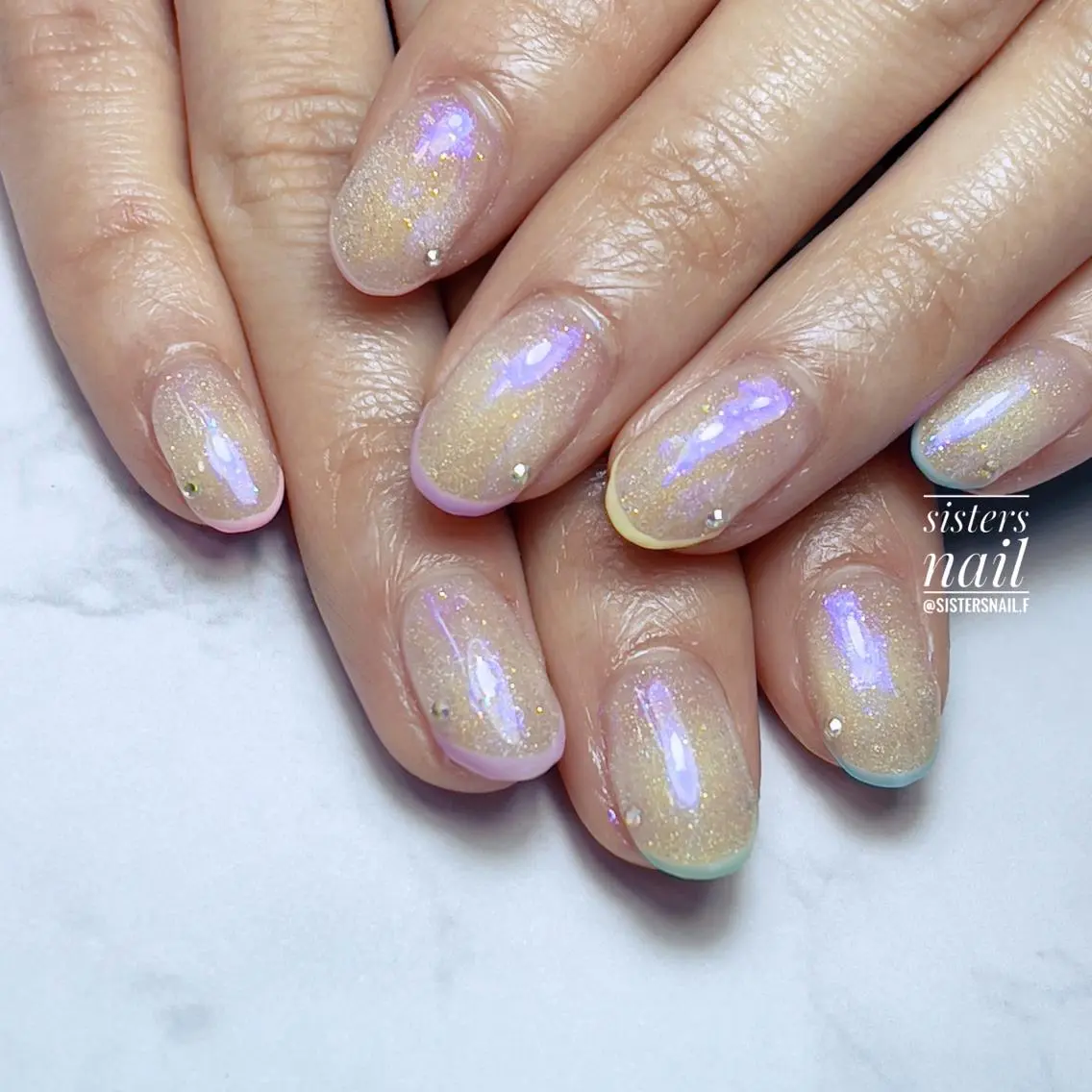 ネイル アートネイル オーロラネイル フレンチネイル キラキラネイル 韓国ネイル sisters nail.fのネイルデザイン
