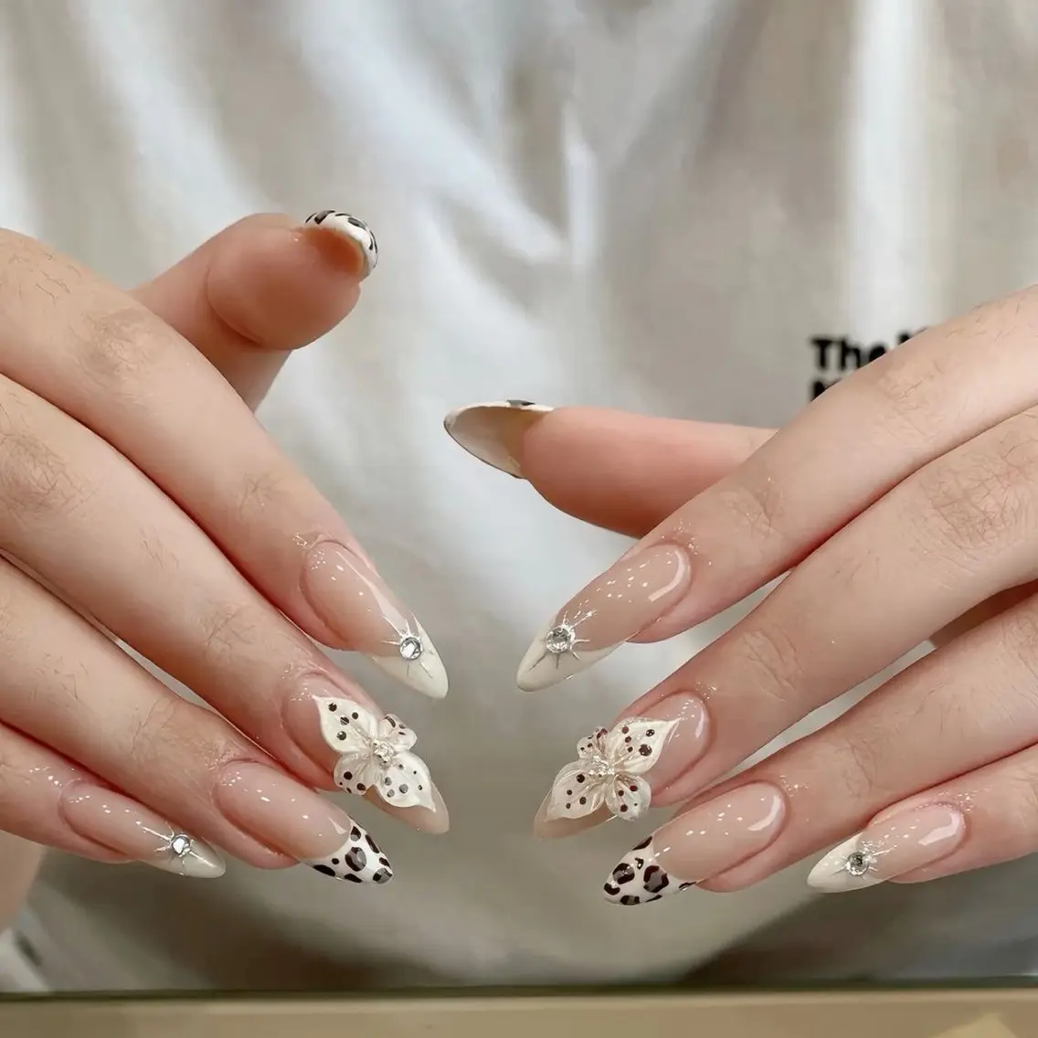 ネイル ハンドネイル TINA NAILのネイルデザイン