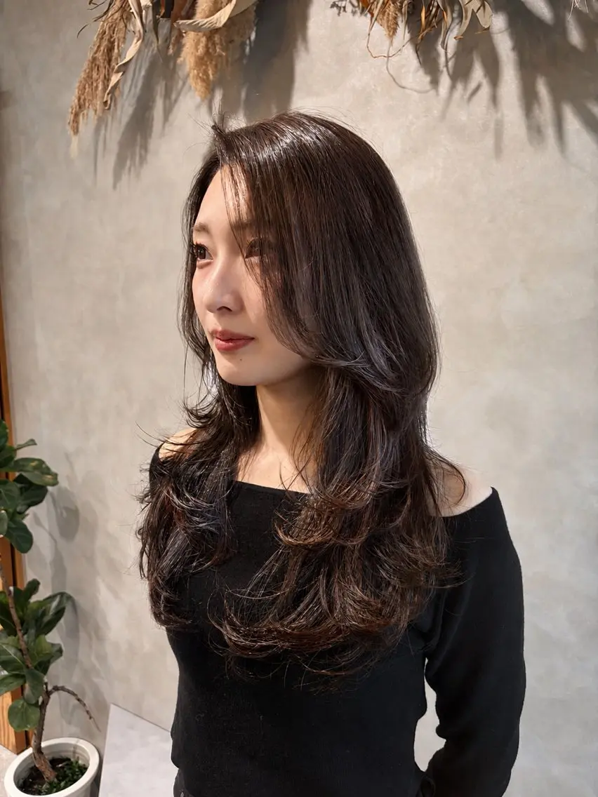 ロング レイヤーカット 宮田 蓮のヘアスタイル