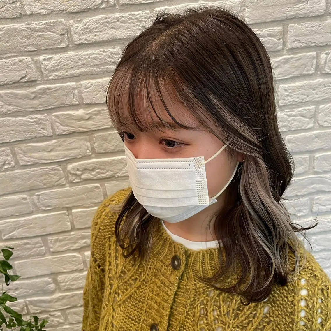 ミディアム カラー ミストバング フェイスフレーミング グレージュ erina💖 CLUTCH天王寺のヘアスタイル