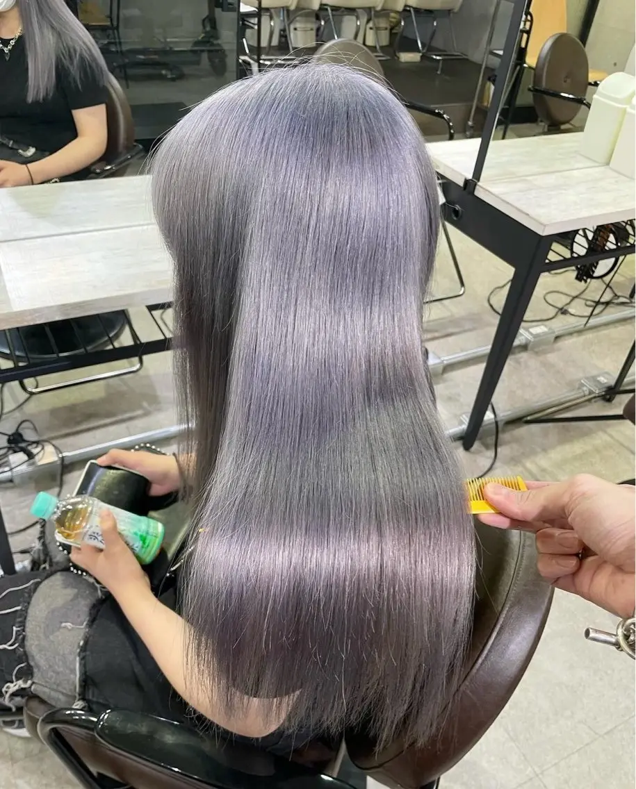 セミロング カラー ヘアアレンジ ブルーカラー ブルーグレー トリートメント トリートメント 黒染め落とし メンズミディアムのヘアスタイル