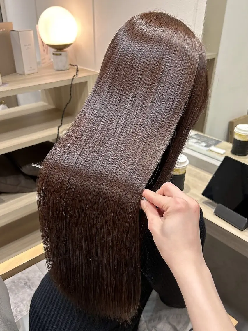ロング カラー ブラウンカラー ラベンダーカラー 髪質改善 ヘアカラー lovest sayanaのヘアスタイル