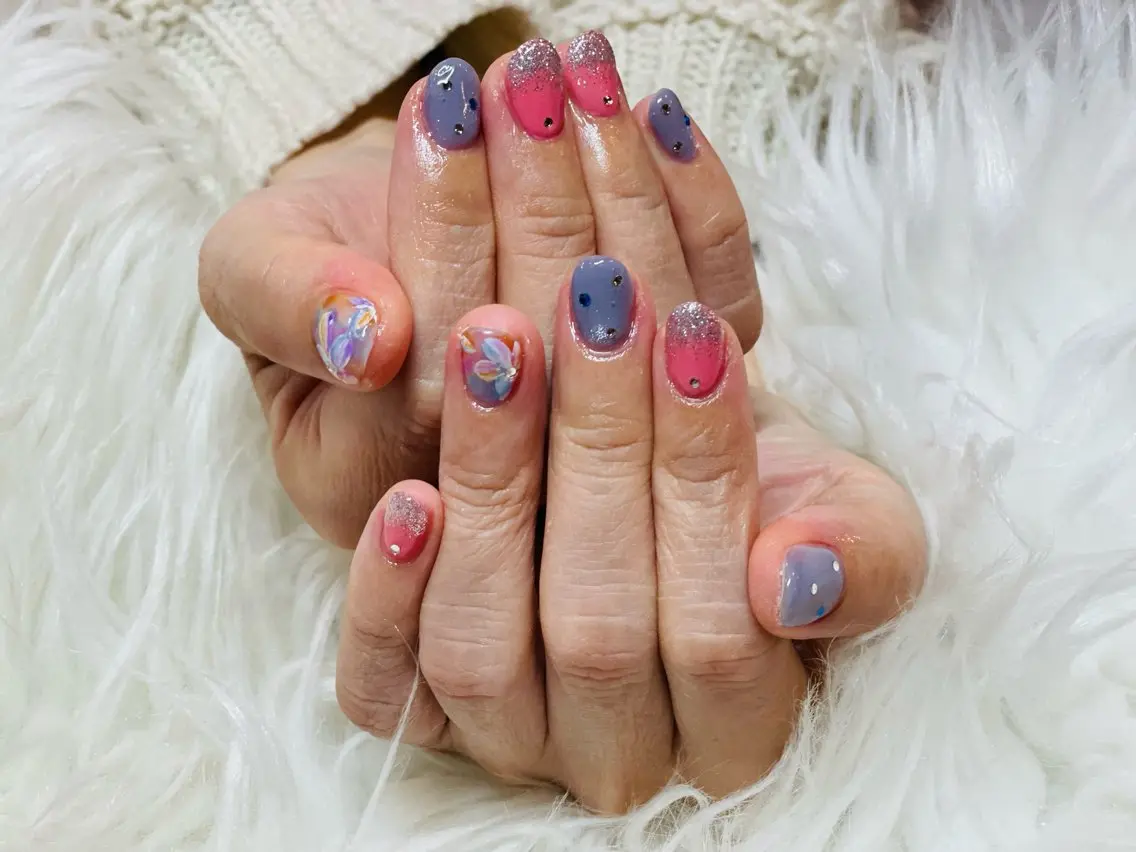 ネイル アートネイル ハンドネイル 88-nail. AKANEのネイルデザイン