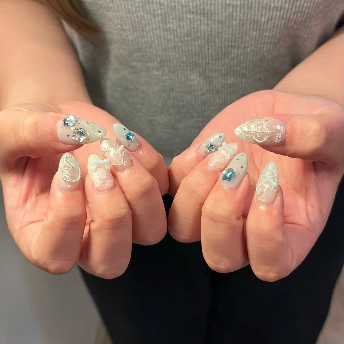 ネイル ハンドネイル フットネイル neroria nailのネイルデザイン