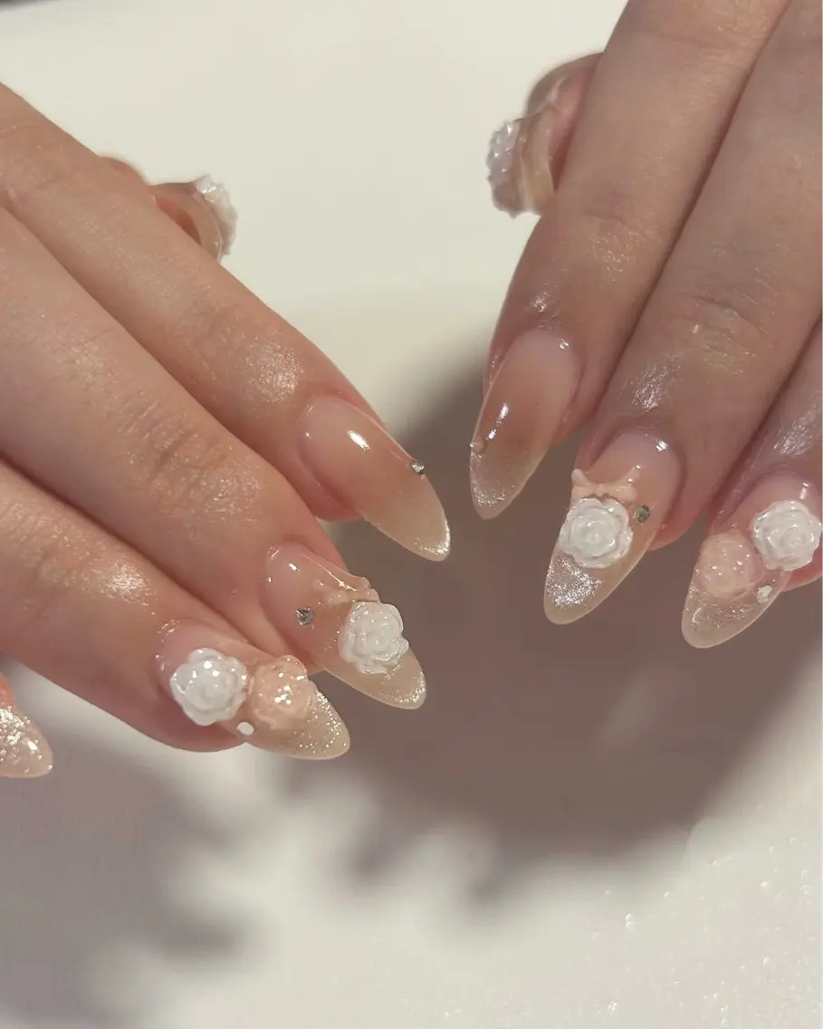 ネイル ハンドネイル EmaNail🎀 Haaruのネイルデザイン