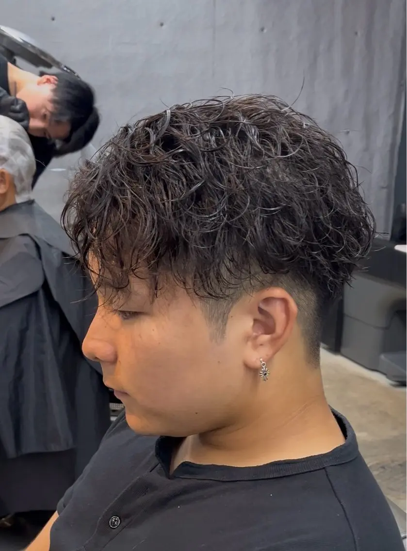 パーマ メンズ カット パーマ 岡本 悠聖のヘアスタイル
