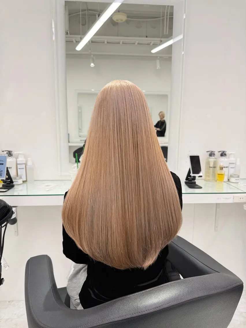 セミロング カラー カット ヘアカラー トリートメント ヘッドスパ ヘアセット ❄最強かわいいカラー ❄️MINA❄️のヘアスタイル