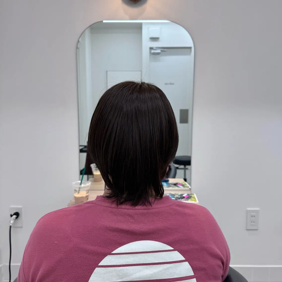 ショート カラー アッシュ アッシュブラウン ブラウンカラー ヘアカラー トリートメント 内田 愛莉のヘアスタイル