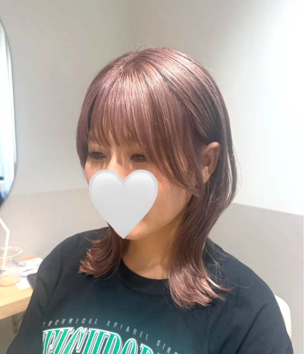 ミディアム ✨インナーカラー/ ✨ボブ/高梨☁️のヘアスタイル