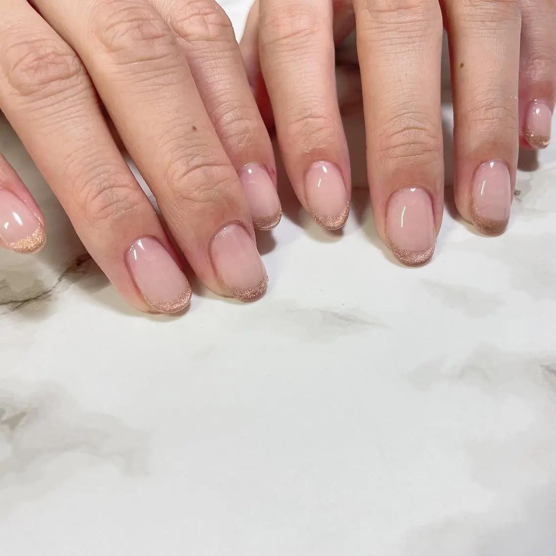 ネイル フレンチネイル マグネットネイル マグネットフレンチ ハンドネイル K's nail kotoeのネイルデザイン