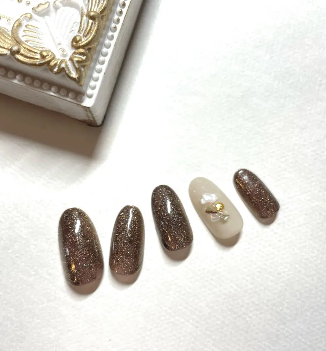 ネイル ラメ(グリッター) マグネットネイル le_rire _nailのネイルデザイン