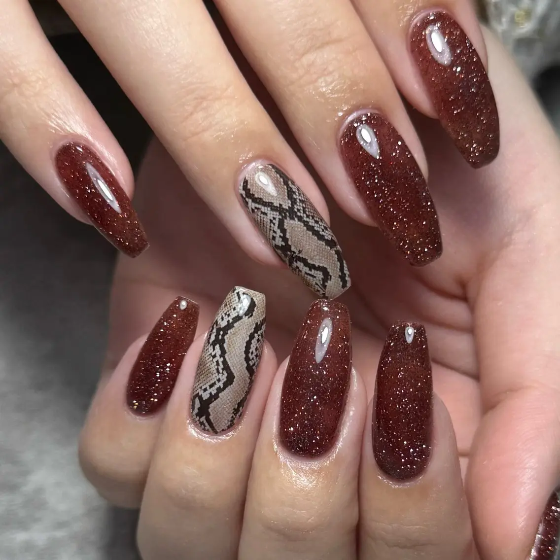 ネイル ハンドネイル NAIL303 🛼 SHIORIのネイルデザイン